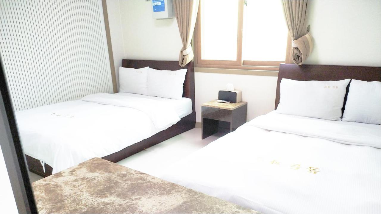 Golden Park Hotel Jeju by Eksteriør bilde